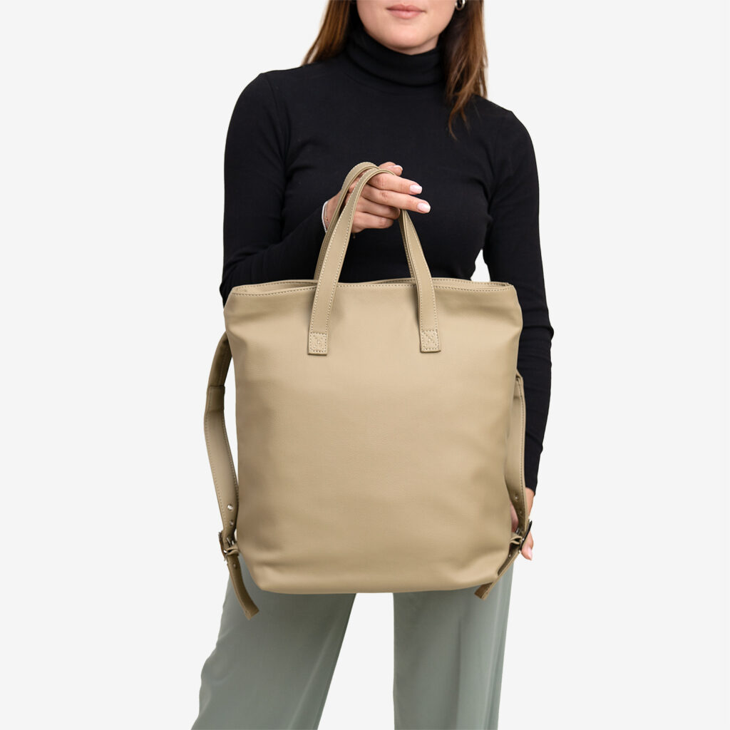 rucksack vlà gaia beige, nachhaltiger und veganer rucksack aus kaktusleder